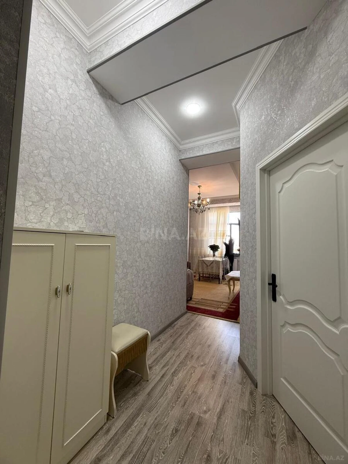 Kirayə verilir 2 otaqlı mənzil 58 m²