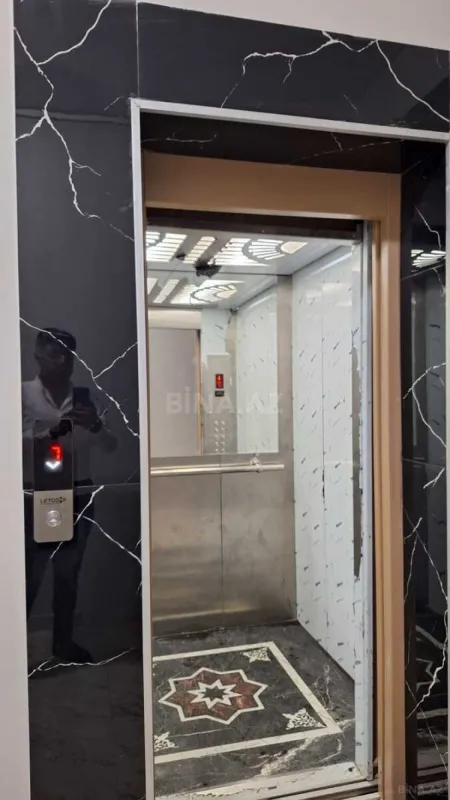 Kirayə verilir 2 otaqlı mənzil 58 m²