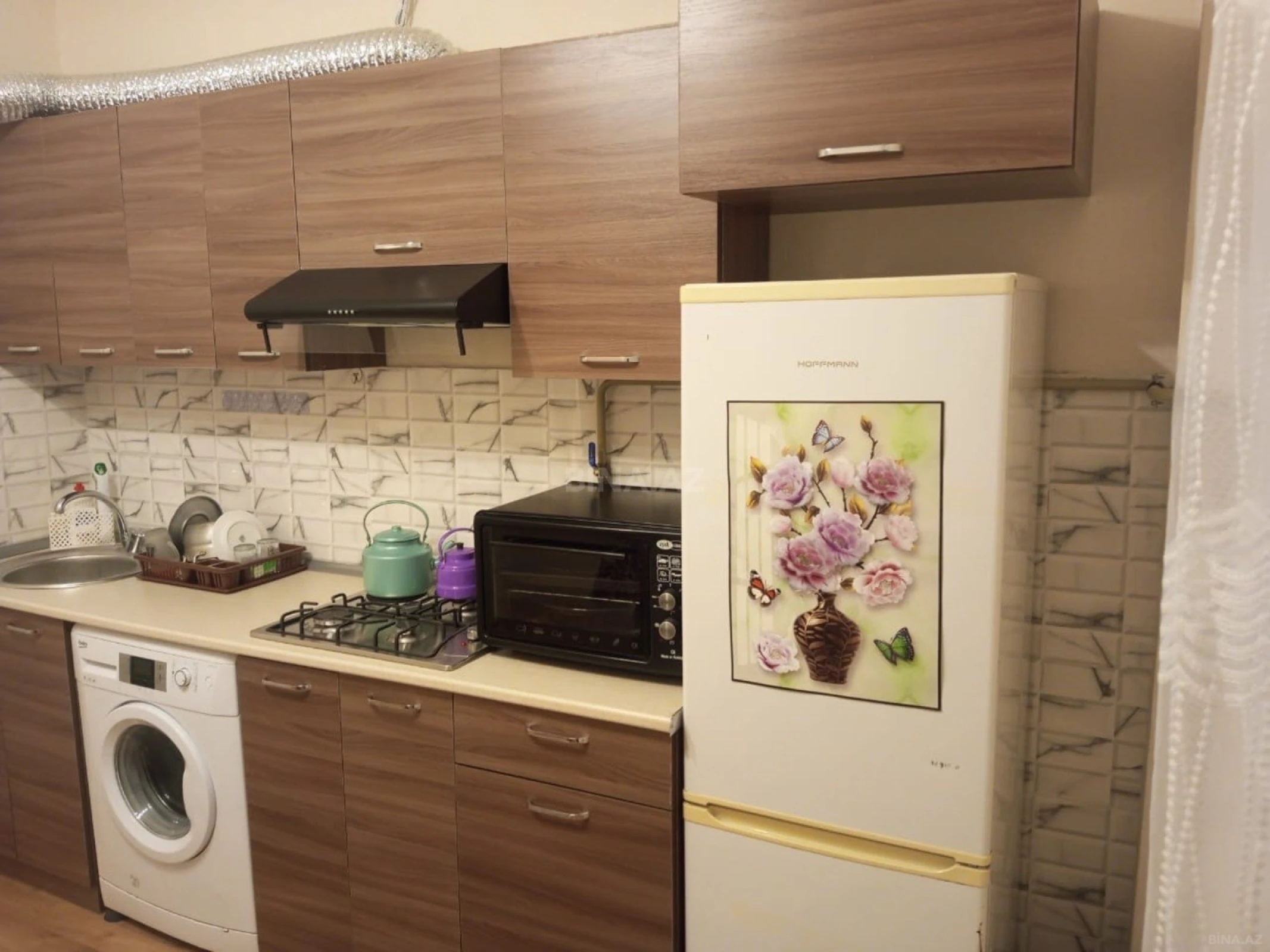 Kirayə verilir 2 otaqlı mənzil 85 m²