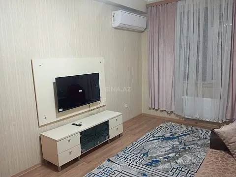 Kirayə verilir 2 otaqlı mənzil 85 m²