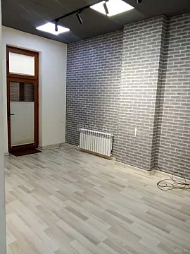 Kirayə verilir 4 otaqlı ofis 110 m²