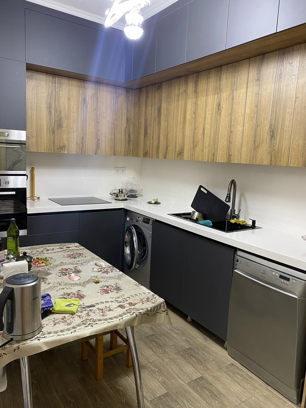 Satılır 2 otaqlı mənzil 65 m²