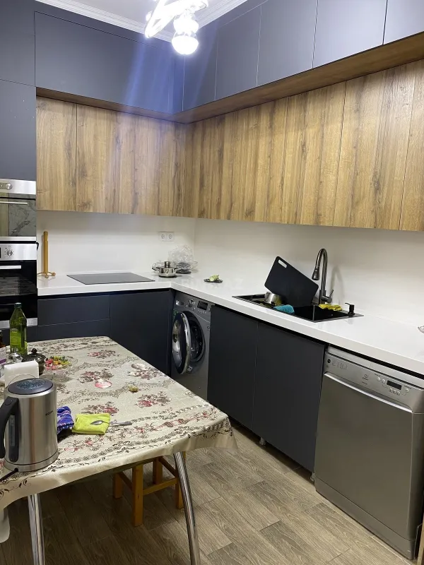 Satılır 2 otaqlı mənzil 65 m²