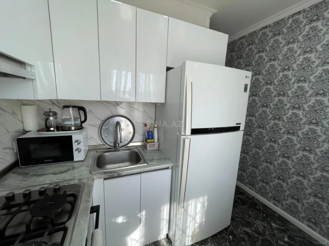 Satılır 2 otaqlı mənzil 60 m²