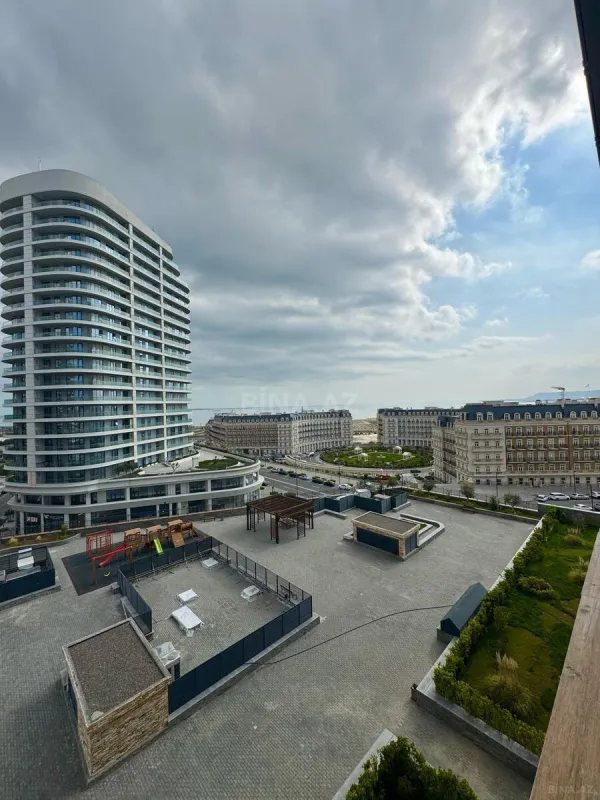 Satılır 3 otaqlı mənzil 120 m²