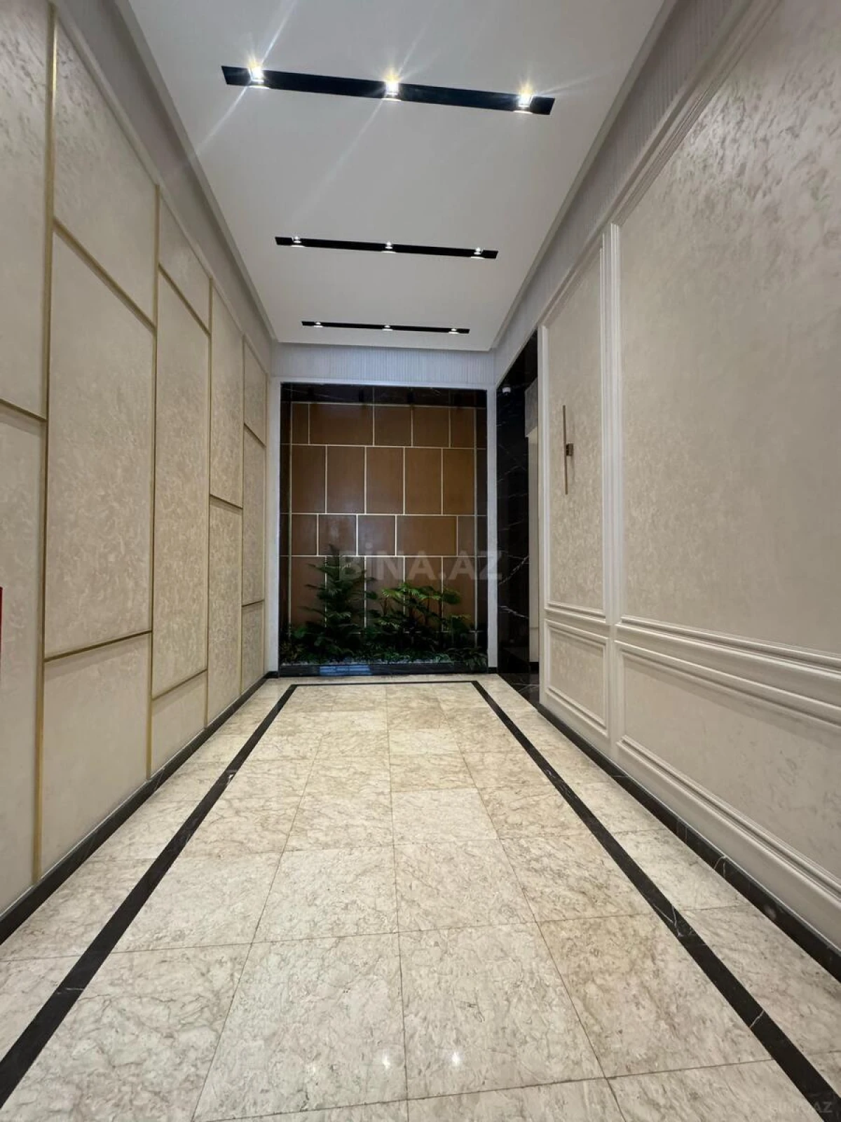 Satılır 3 otaqlı mənzil 120 m²