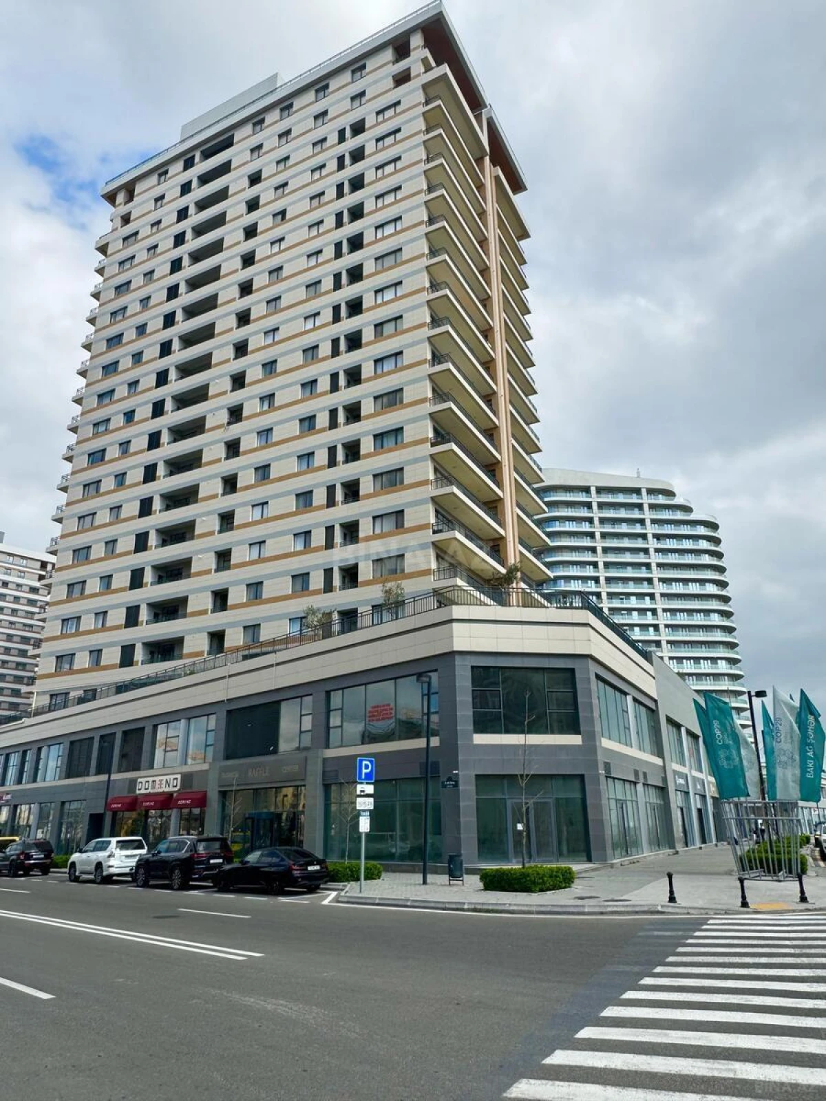 Satılır 3 otaqlı mənzil 120 m²