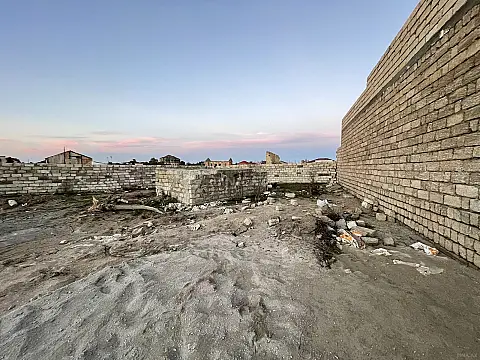 Satılır torpaq sahəsi 2 m²