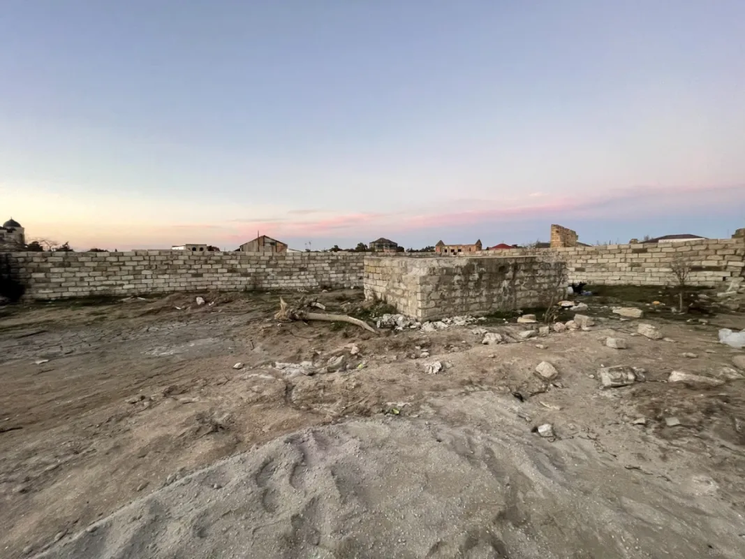 Satılır torpaq sahəsi 2 m²