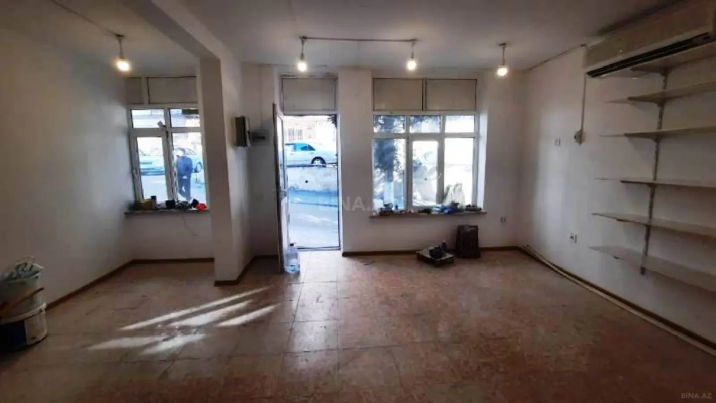 Satılır obyekt 45 m²