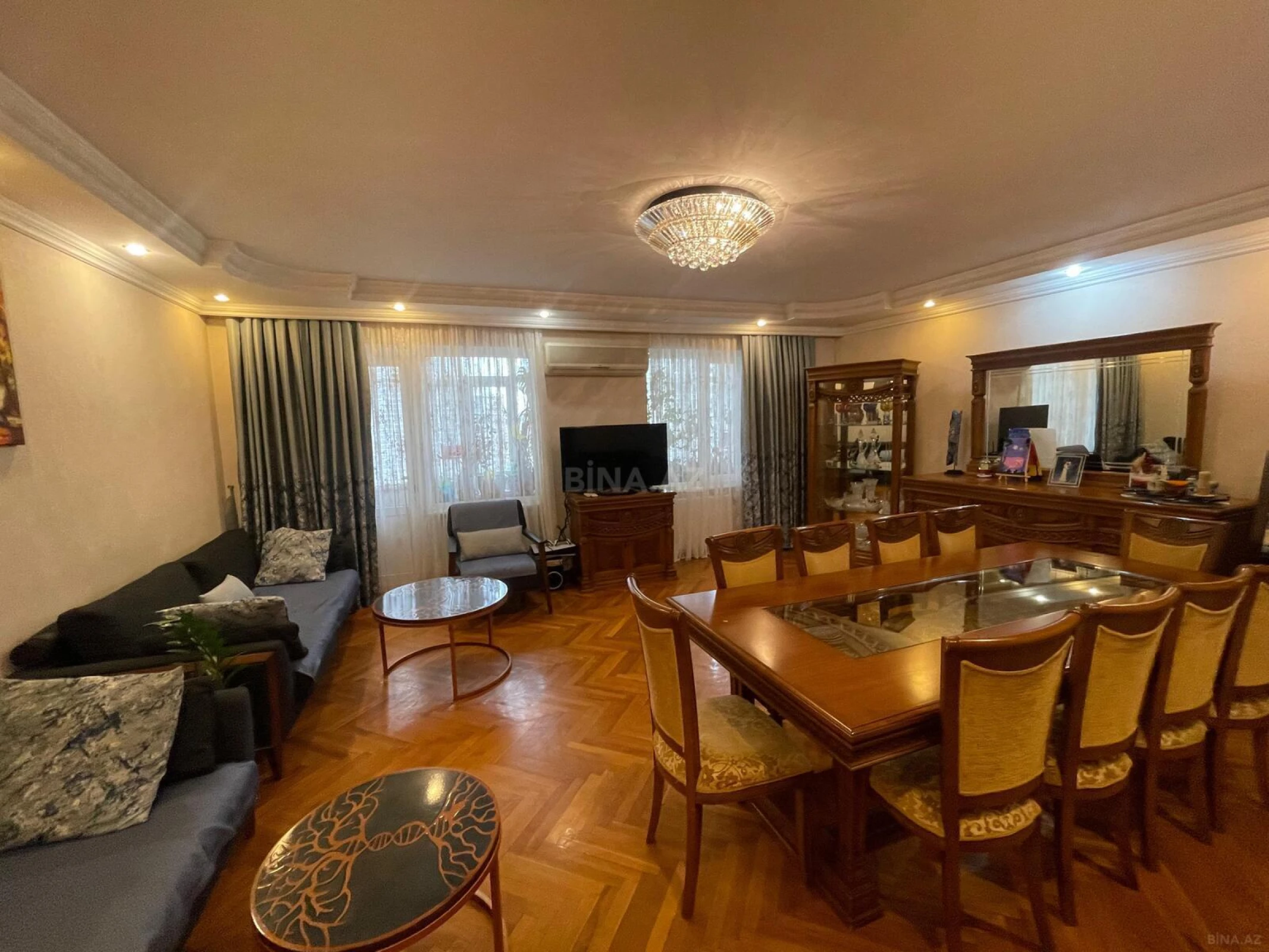 Satılır 4 otaqlı mənzil 90 m²