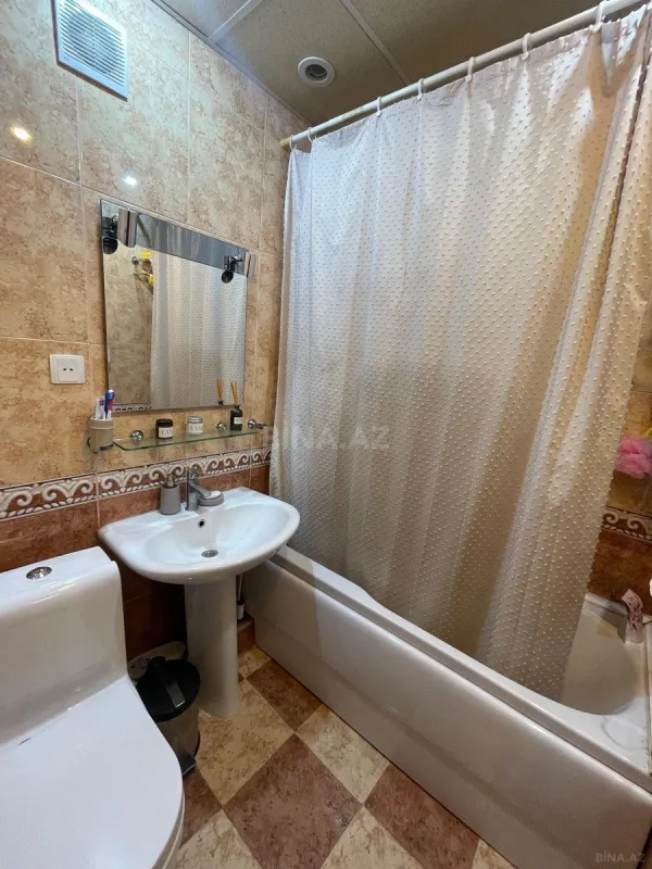 Satılır 4 otaqlı mənzil 90 m²