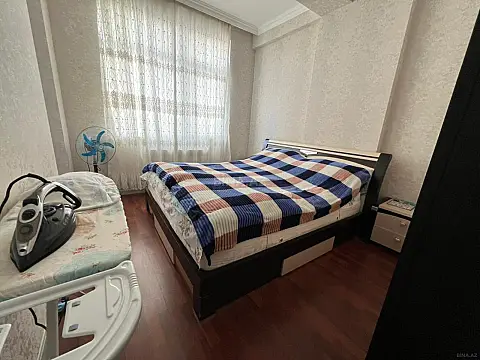 Kirayə verilir 2 otaqlı mənzil 94 m²