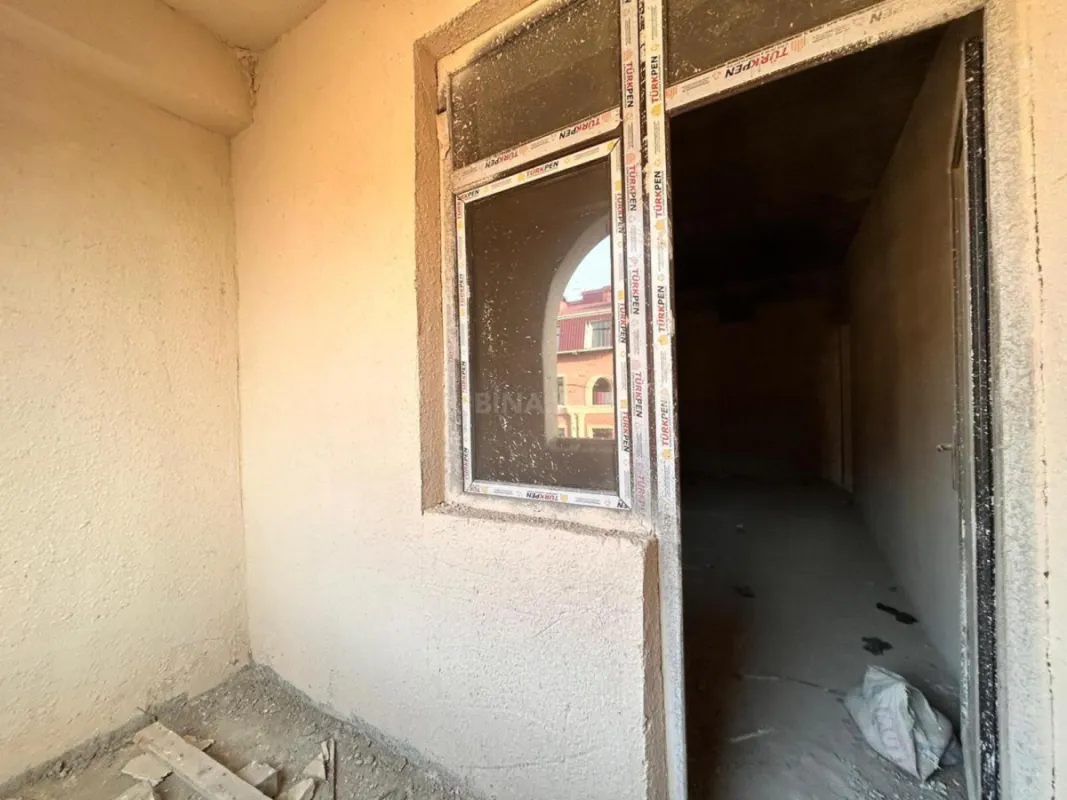 Satılır 2 otaqlı mənzil 70 m²