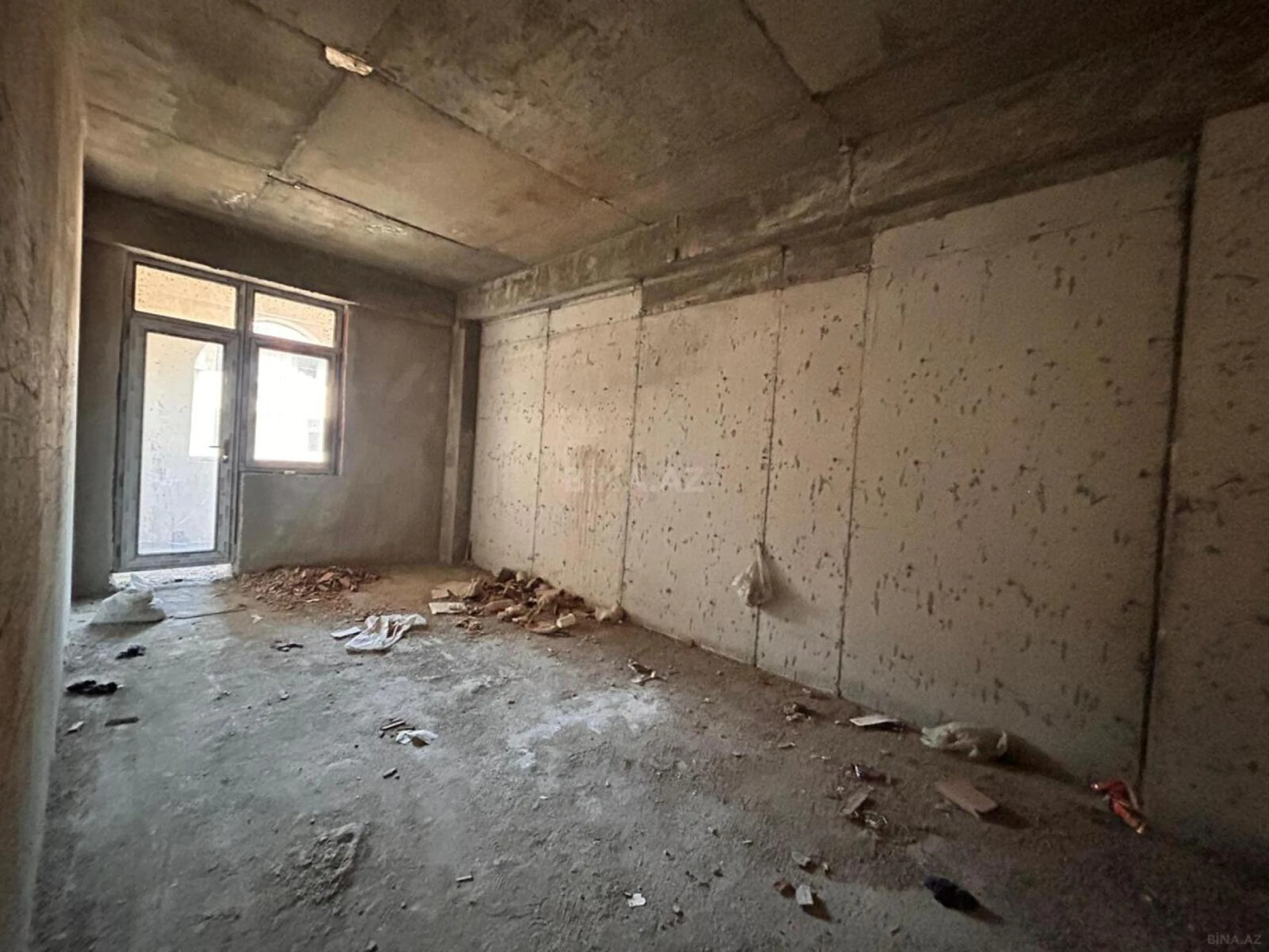 Satılır 2 otaqlı mənzil 70 m²