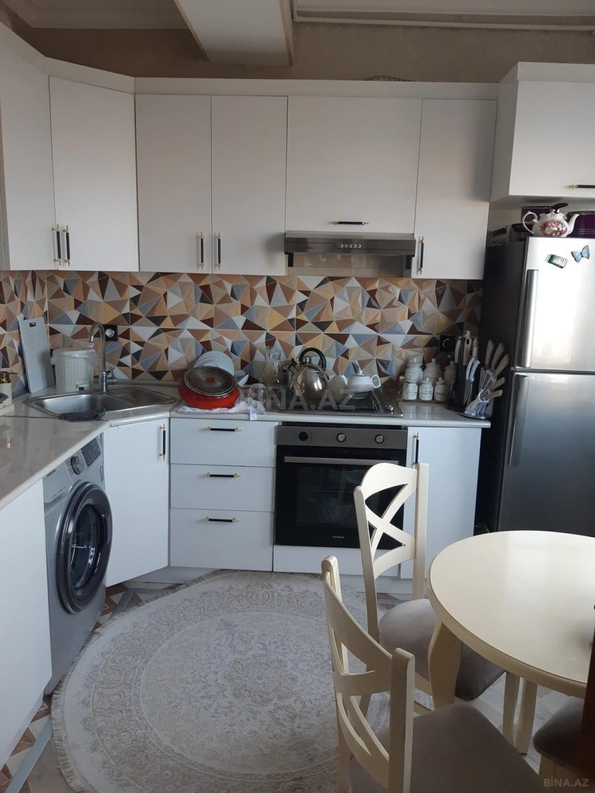Satılır 4 otaqlı mənzil 80 m²