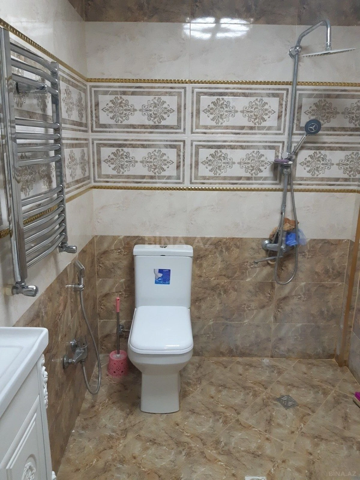 Satılır 4 otaqlı mənzil 80 m²