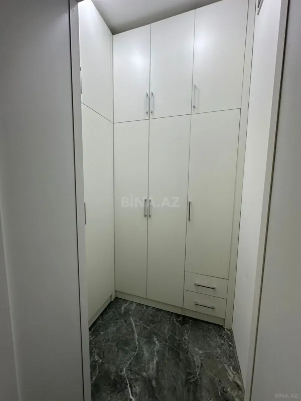 Satılır 2 otaqlı mənzil 110 m²