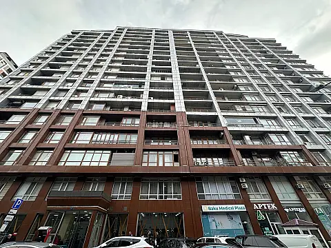 Satılır 4 otaqlı mənzil 200 m² — Bakı, İnşaatçılar 4 otaq 200.00 m²