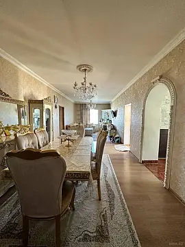 Satılır 3 otaqlı həyət evi 510 m²