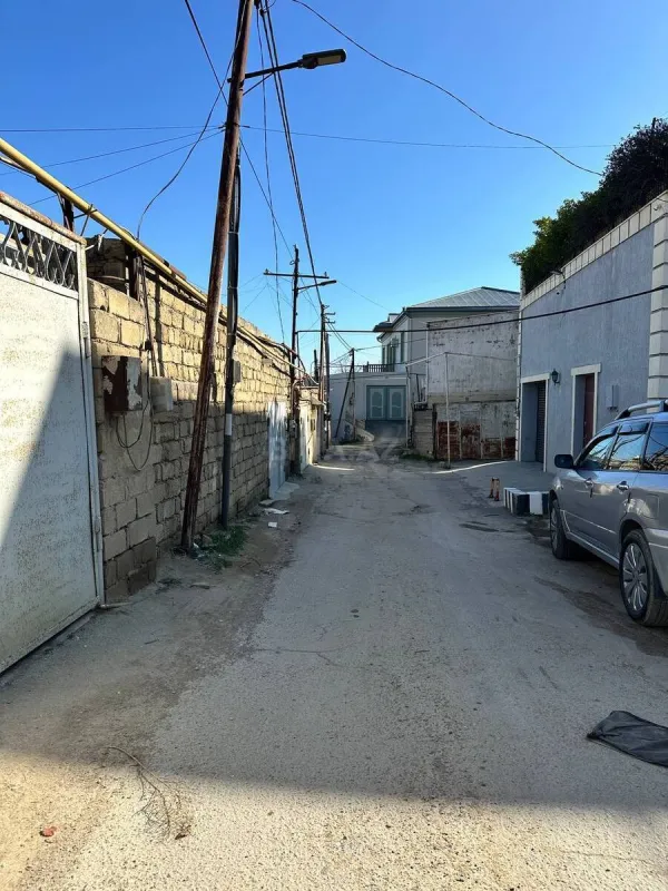 Satılır 3 otaqlı həyət evi 510 m²