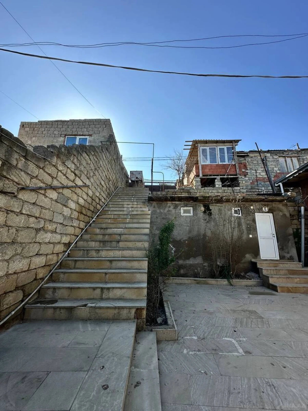 Satılır 3 otaqlı həyət evi 510 m²