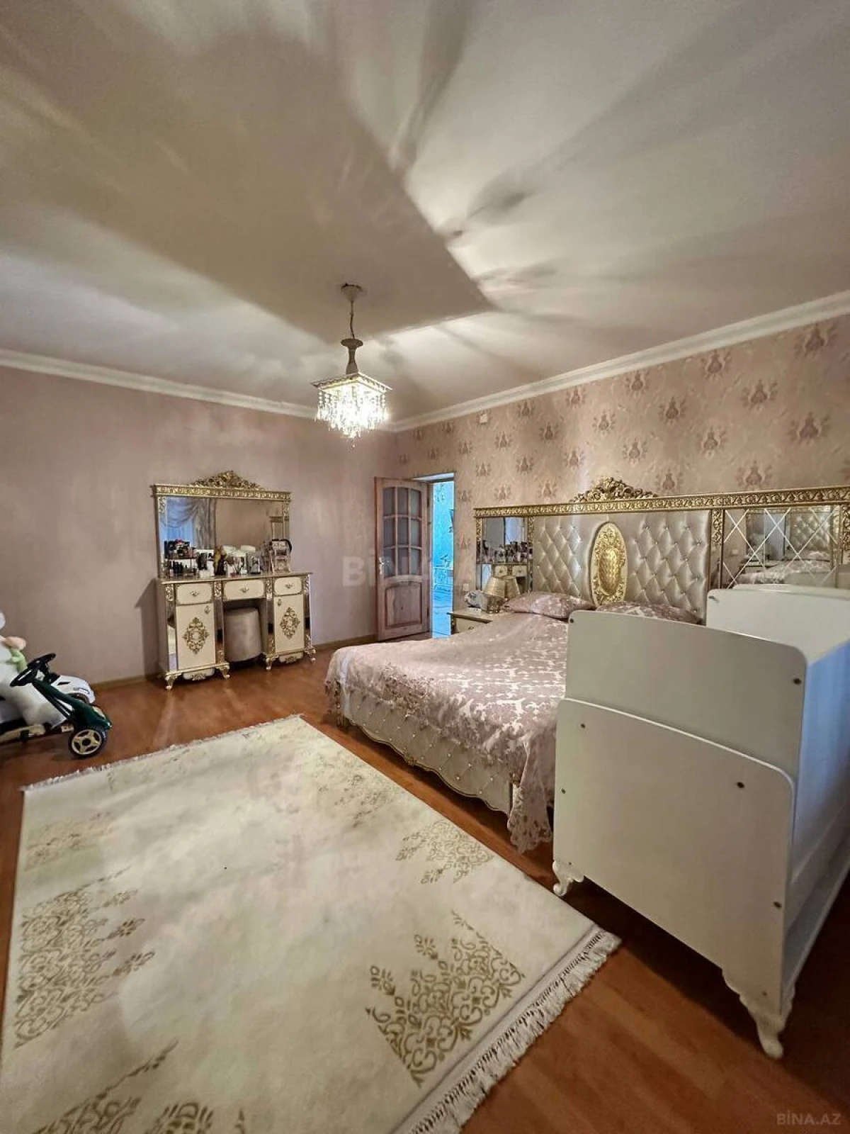 Satılır 3 otaqlı həyət evi 510 m²