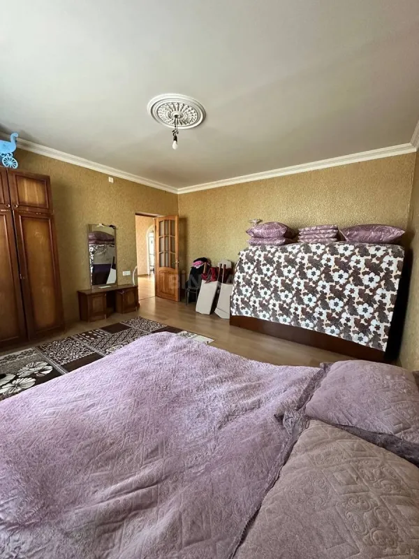Satılır 3 otaqlı həyət evi 510 m²