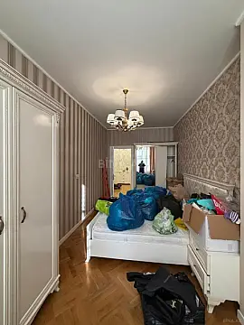 Satılır 3 otaqlı mənzil 131 m²