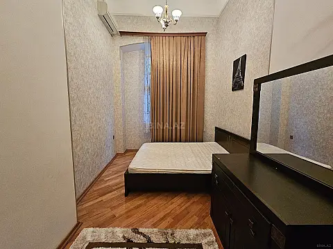 Kirayə verilir 3 otaqlı mənzil 110 m²