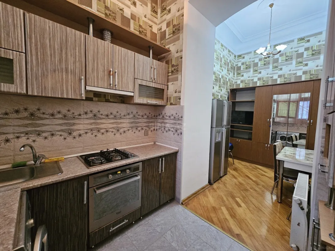 Kirayə verilir 3 otaqlı mənzil 110 m²
