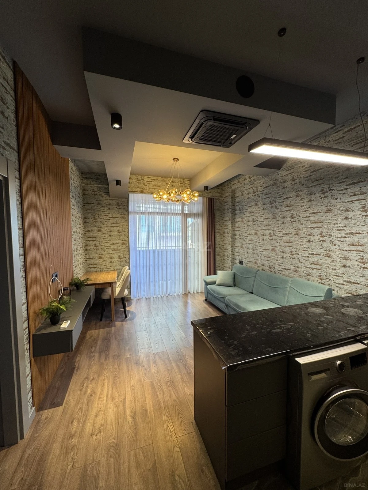Kirayə verilir 2 otaqlı mənzil 65 m²