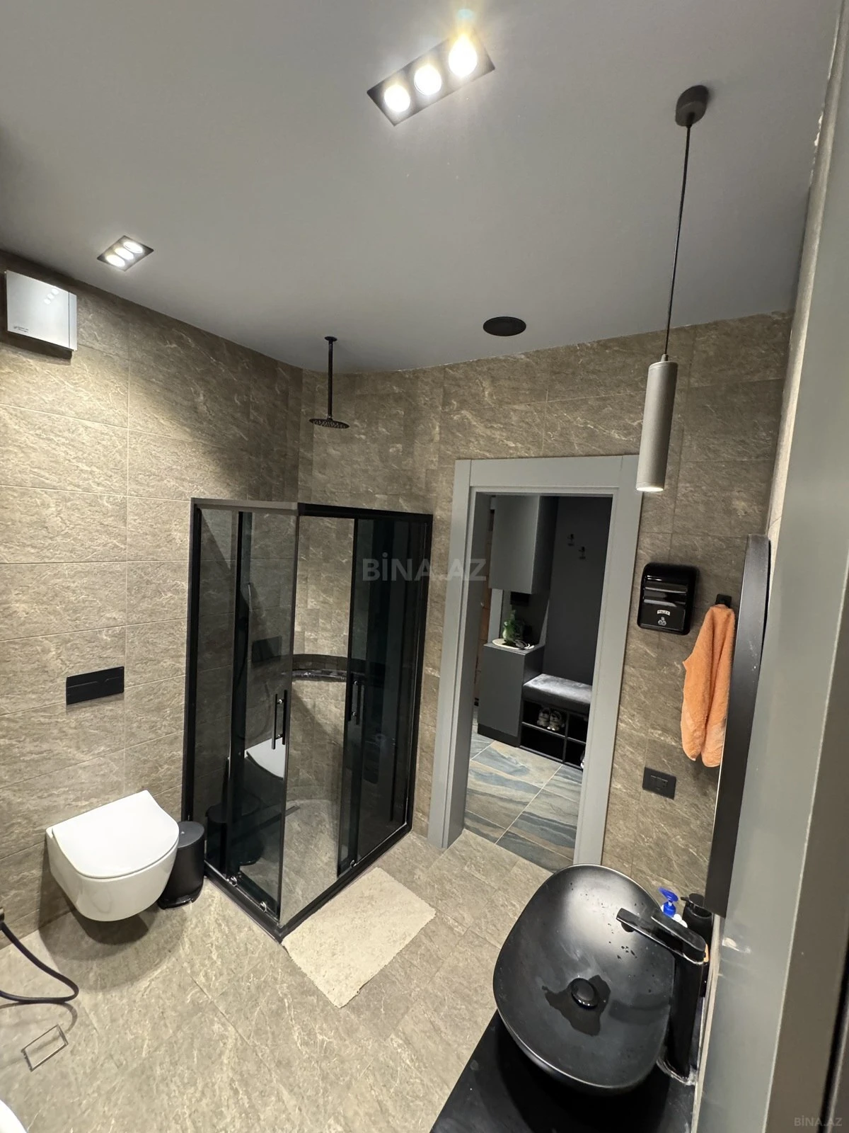 Kirayə verilir 2 otaqlı mənzil 65 m²