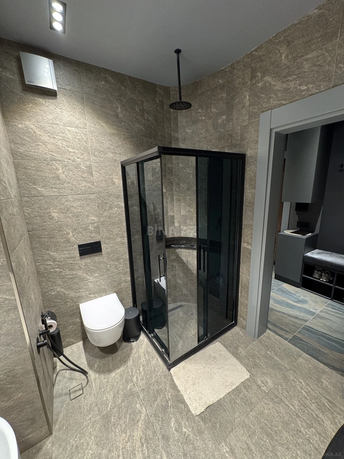 Kirayə verilir 2 otaqlı mənzil 65 m²