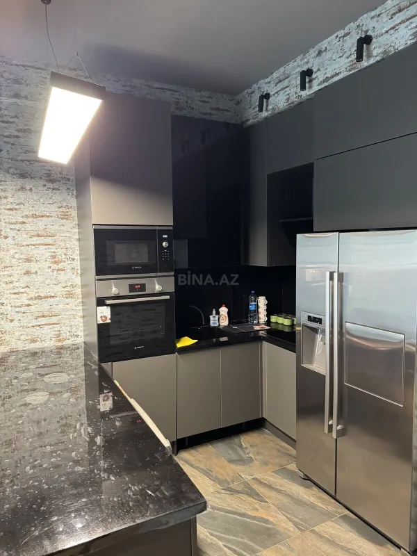 Kirayə verilir 2 otaqlı mənzil 65 m²