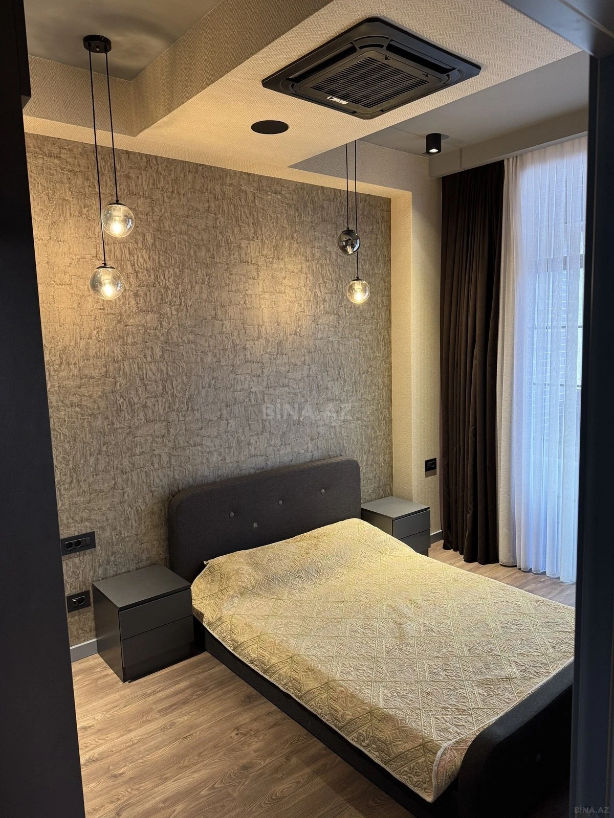 Kirayə verilir 2 otaqlı mənzil 65 m²