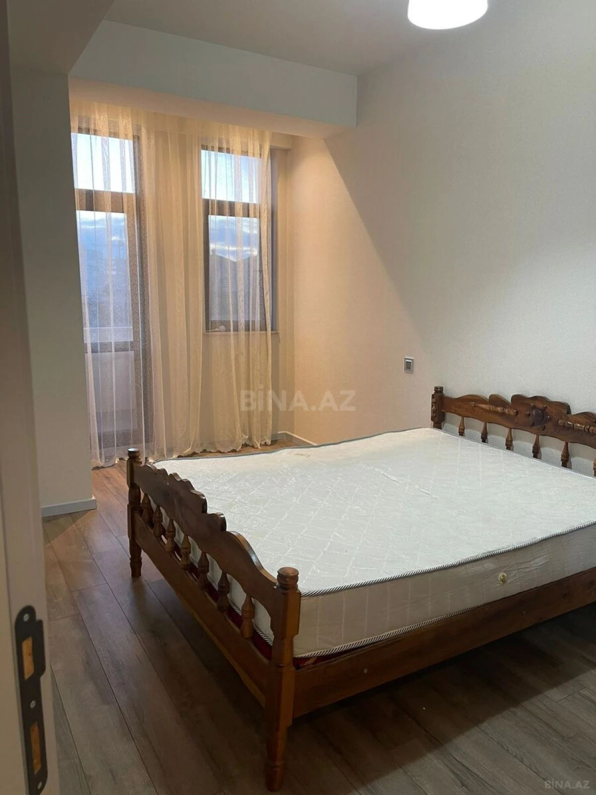 Kirayə verilir 2 otaqlı mənzil 53 m²