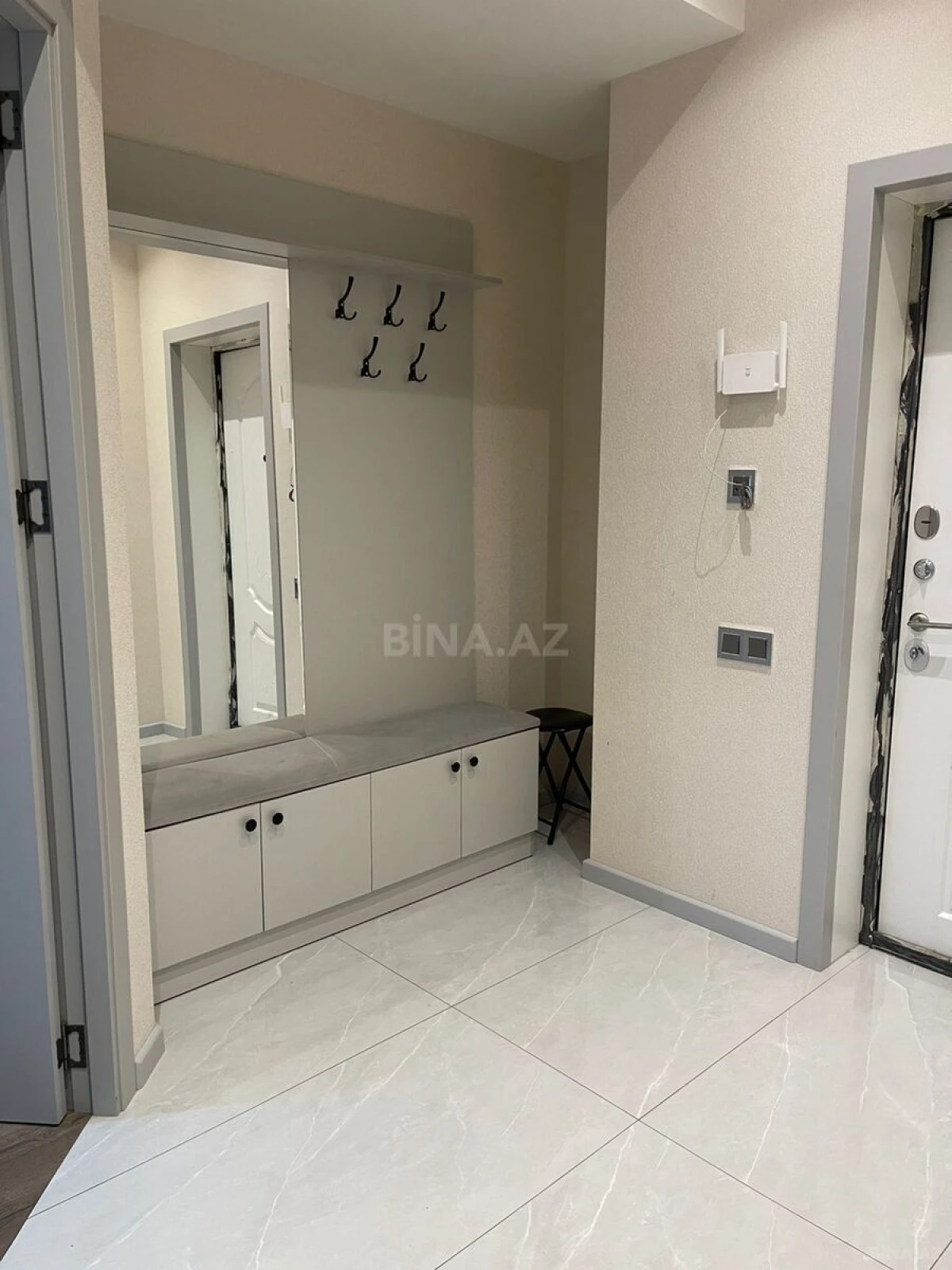 Kirayə verilir 2 otaqlı mənzil 53 m²