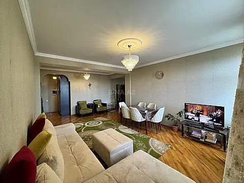 Satılır 2 otaqlı mənzil 100 m² — Bakı 2 otaq 100.00 m²