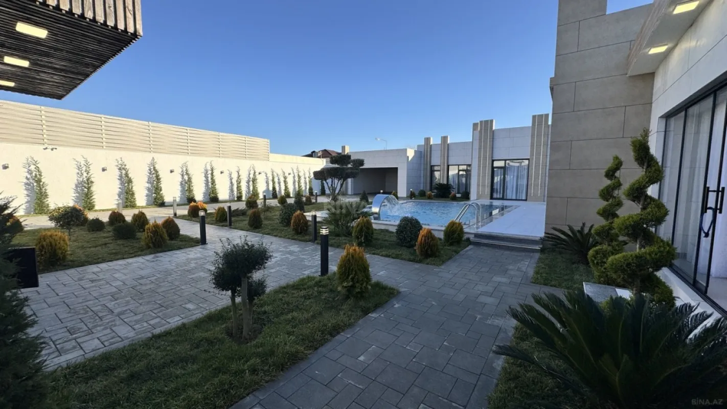 Satılır 5 otaqlı həyət evi 260 m²