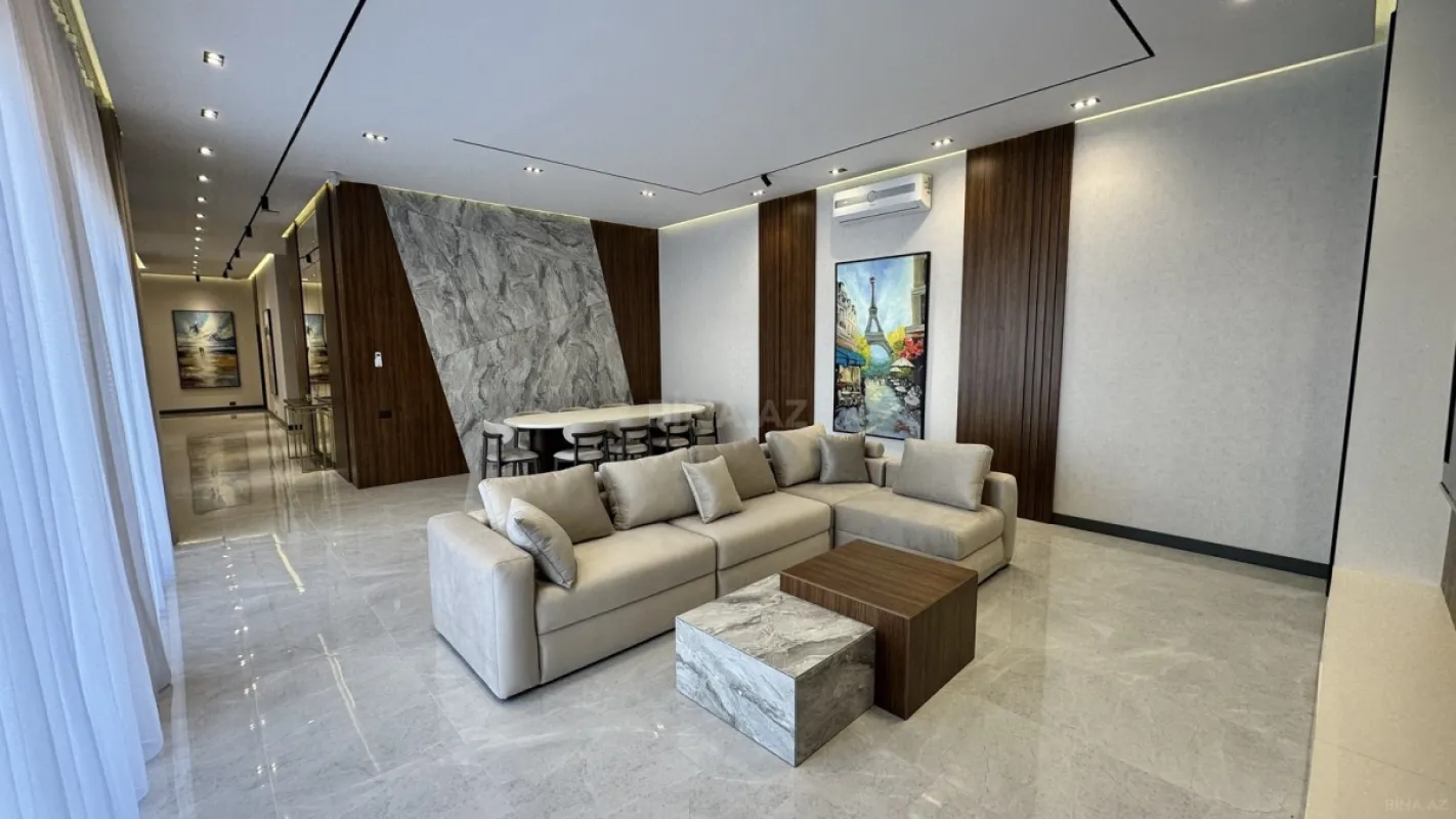 Satılır 5 otaqlı həyət evi 260 m²