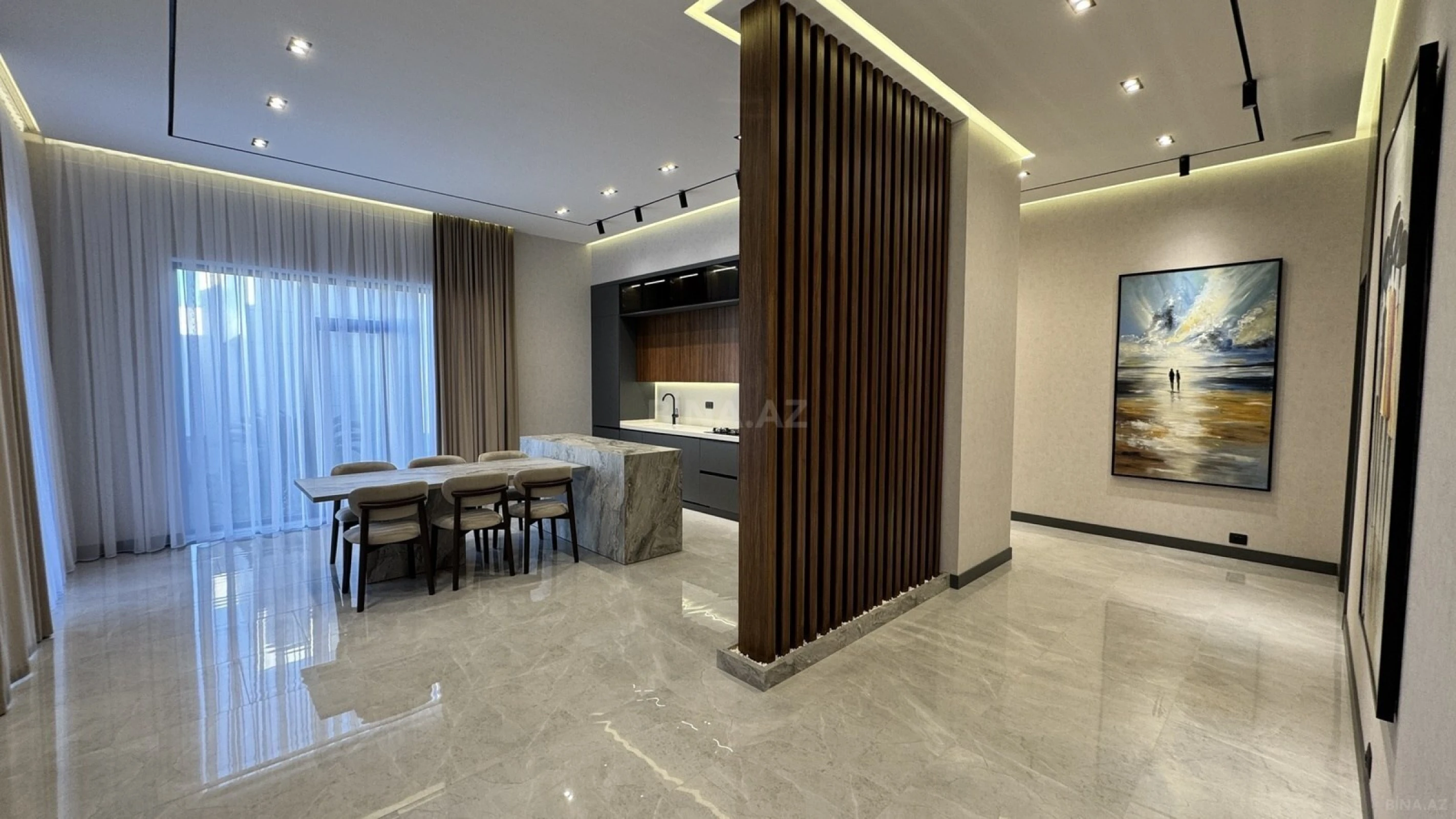 Satılır 5 otaqlı həyət evi 260 m²