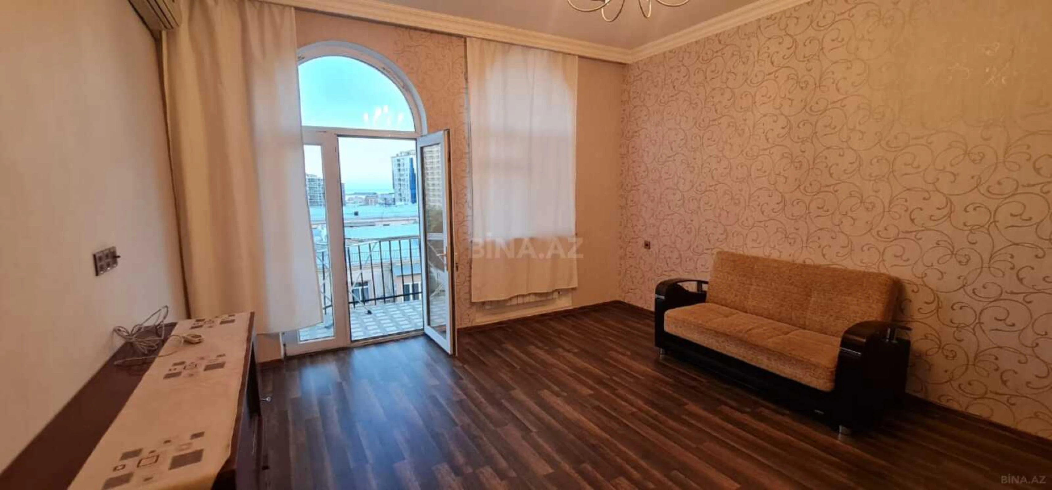 Kirayə verilir 3 otaqlı mənzil 100 m²