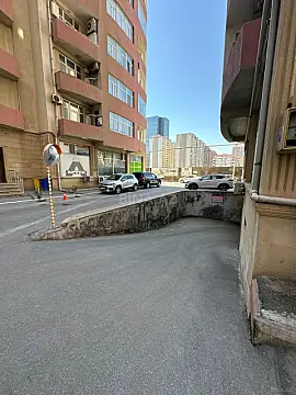 Satılır qaraj 200 m² — Bakı, Xətai 200.00 m²
