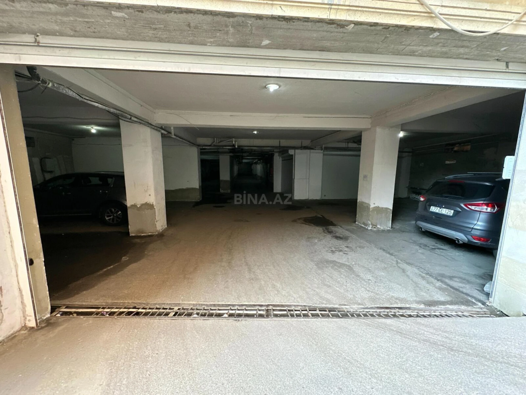 Satılır qaraj 200 m²