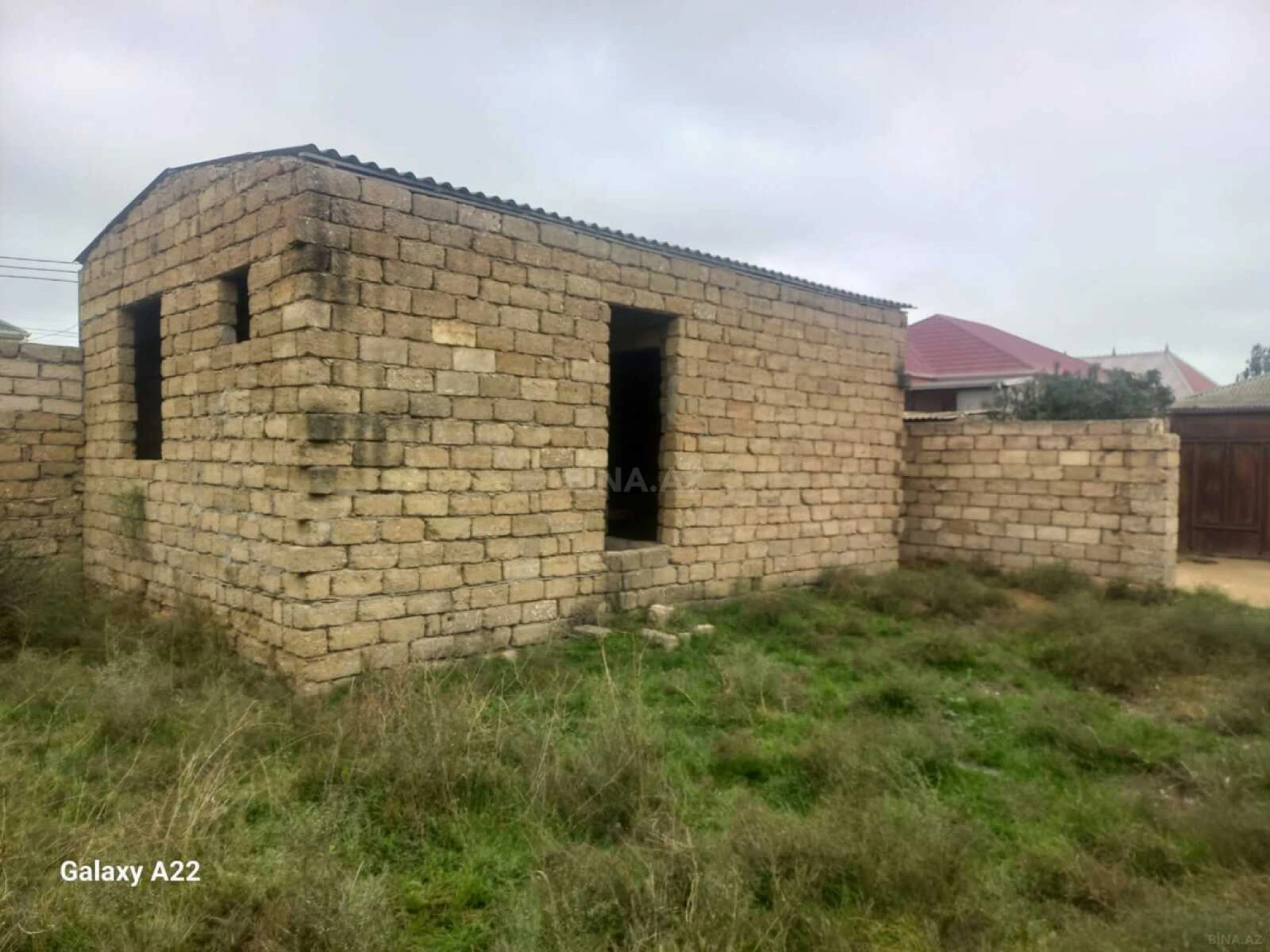 Satılır torpaq sahəsi 2 m²