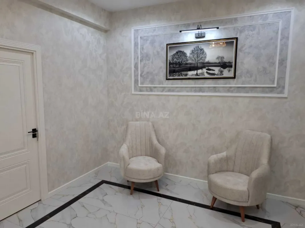 Kirayə verilir 2 otaqlı mənzil 95 m²