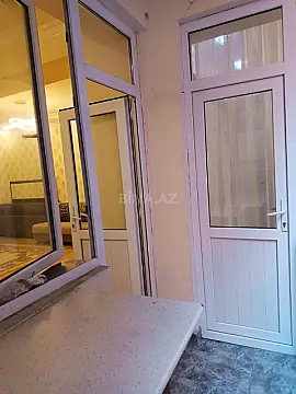 Kirayə verilir 2 otaqlı mənzil 78 m²