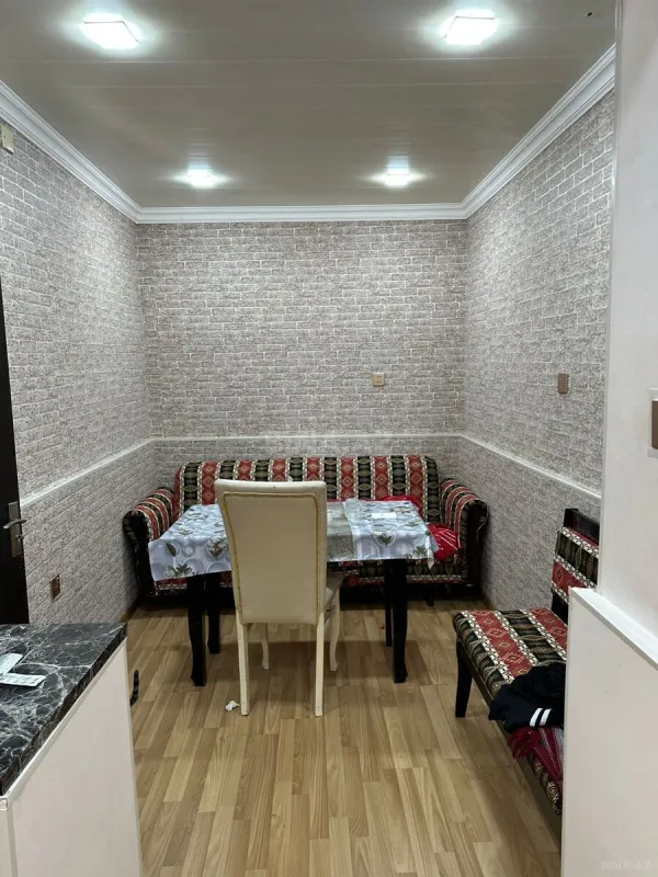 Satılır 4 otaqlı həyət evi 140 m²