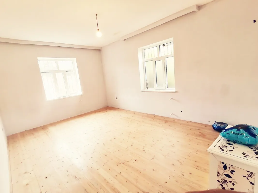 Satılır 3 otaqlı həyət evi 110 m²